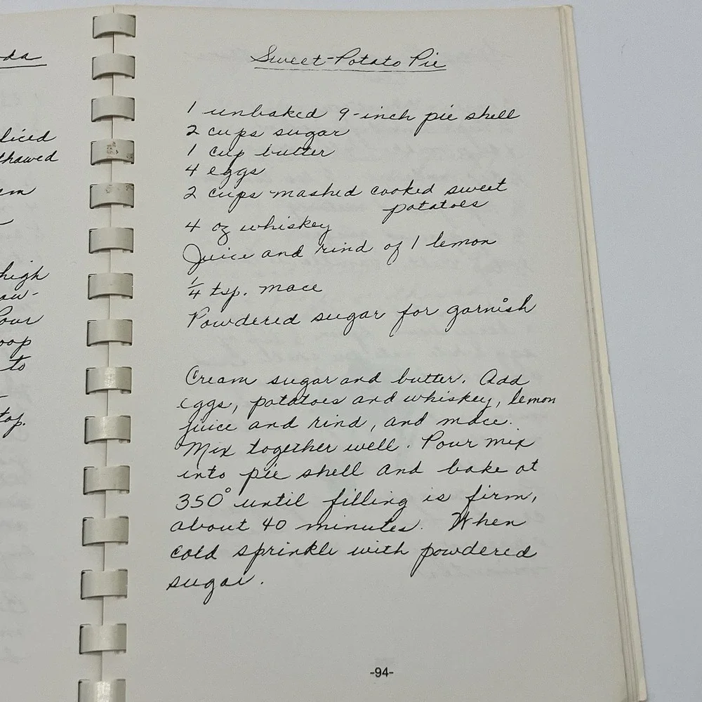 Ramona Jones Recipes from the Grandpa Jones Family Dinner Theatre‎ Cookbook AR